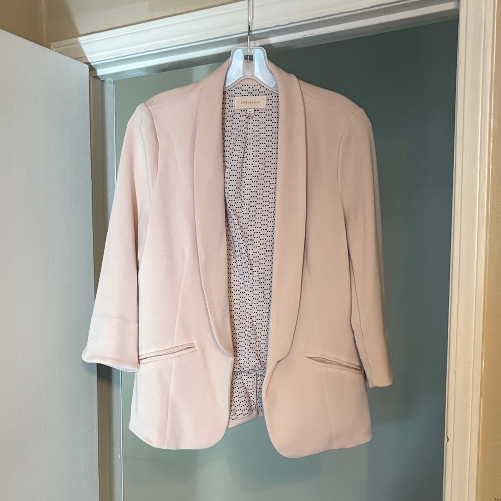 Like new soft unstructured blush open blazer